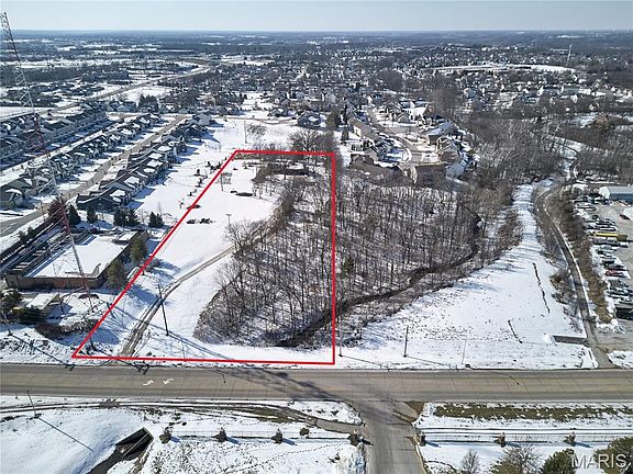 4th image of 1825 Henke Rd