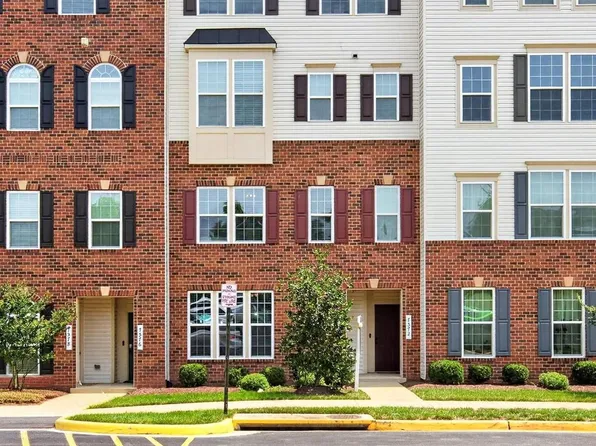 7574 Brunson Cir, Gainesville, VA 20155