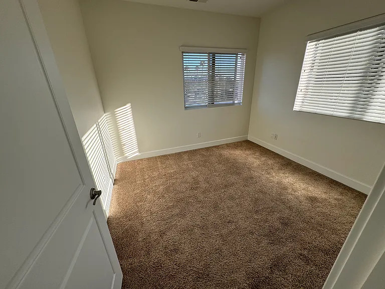 5648 Lauretta St #5648 — Photo 18