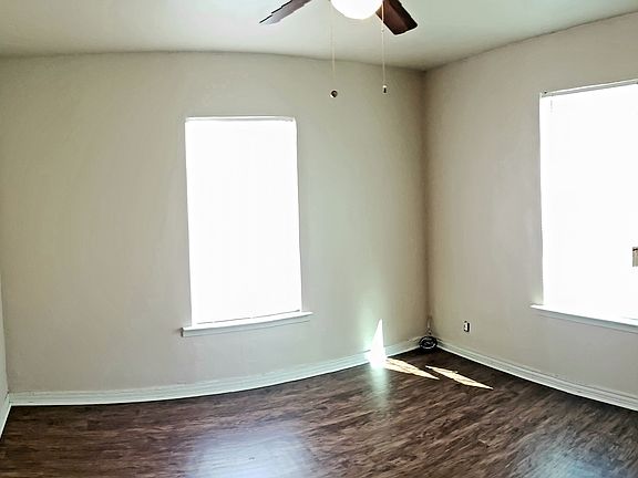5th image of 921 Glen Garden Dr