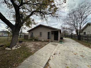 971 SW 36th St, San Antonio, TX 78237