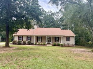 662 Maley Rd, Jefferson, GA 30549