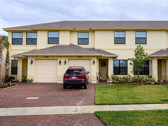 5th image of 10094 W Villa Cir