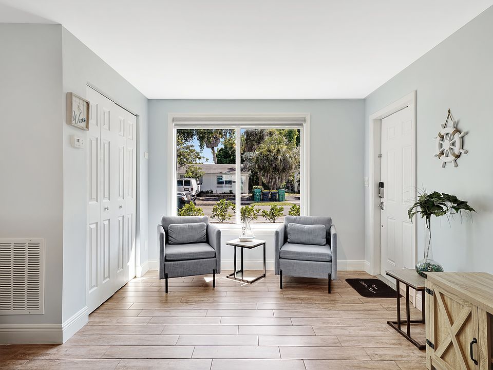 Cozy corners to review work matters or simply relax.