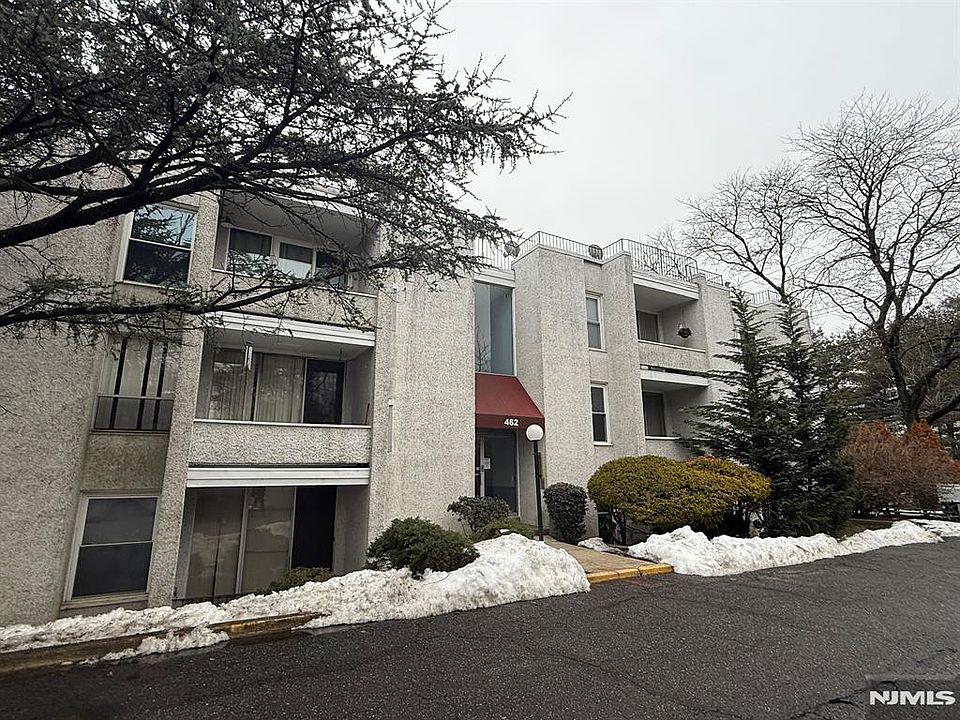 1st image of 462 River Rd APT C