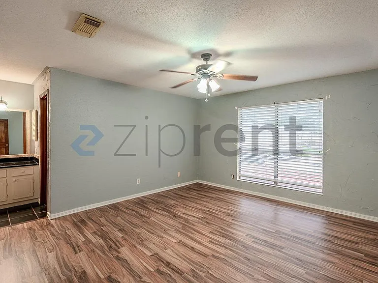 14515 Wunderlich Dr #403 — Photo 20