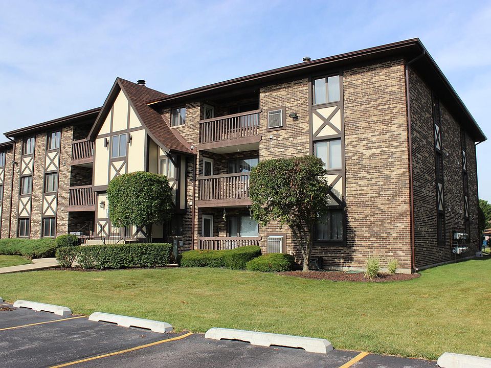 1st image of 13745 Lamon Ave APT 103