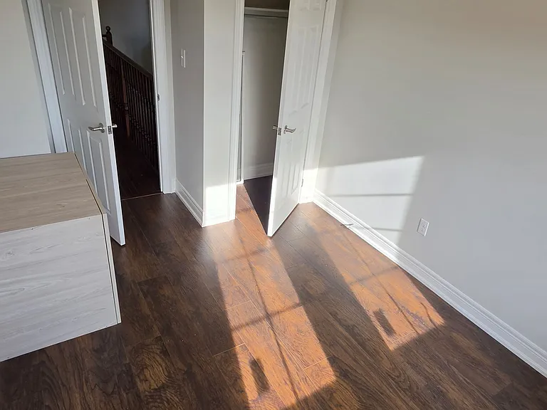 61 Collin Ct — Photo 26