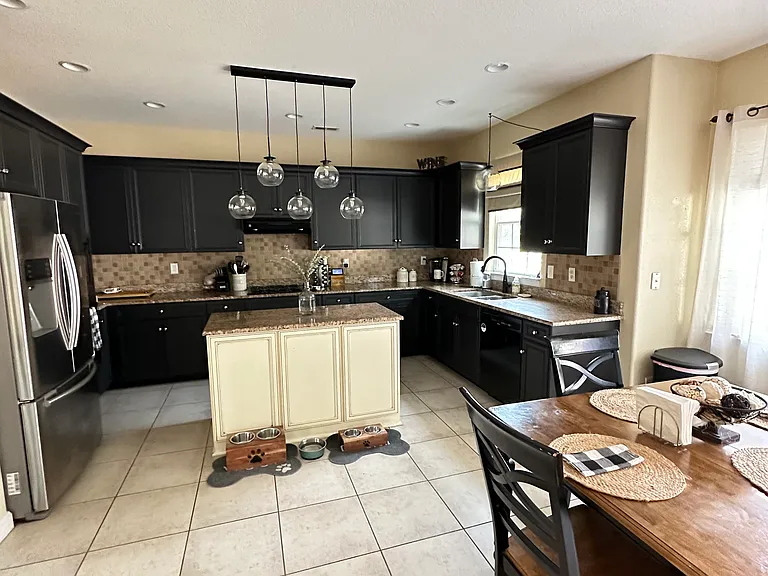 501 King Ct — Photo 34