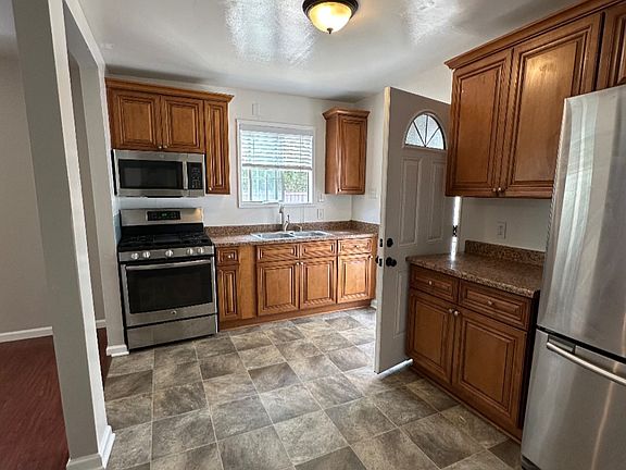2nd image of 2180 Grand Ave
