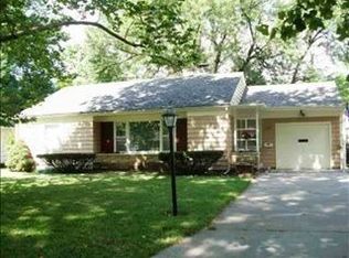 1341 SW Burnett Rd, Topeka, KS 66604