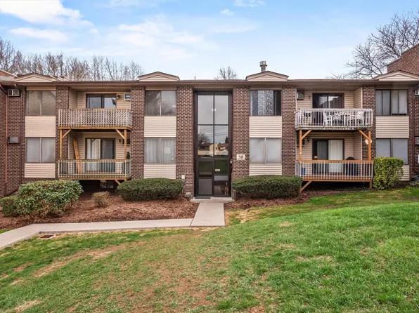 387 Country Club Lane, Pomona, NY 10970