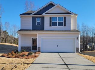 3435 Robindale Dr, Winston Salem, NC 27107