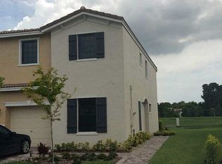 407 NE 194th Ln, Miami, FL 33179