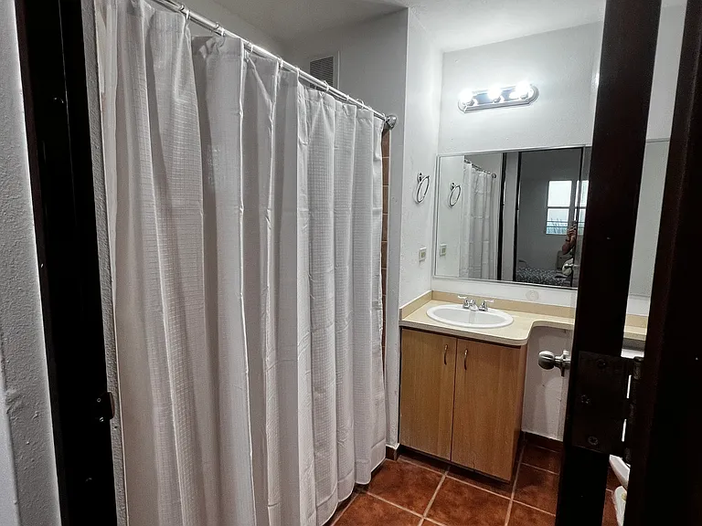 M1 Condominio La Vis — Photo 12