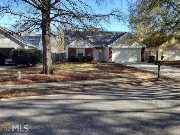 106 Saint Johns Way, Warner Robins, GA 31093