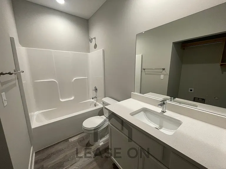 16285 W Ike Ct — Photo 6