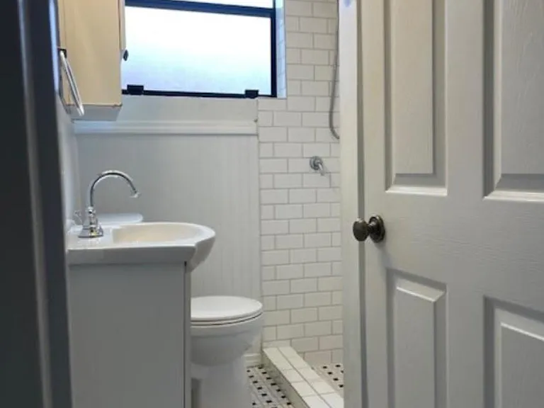 3817 Maplewood Ave #A — Photo 15