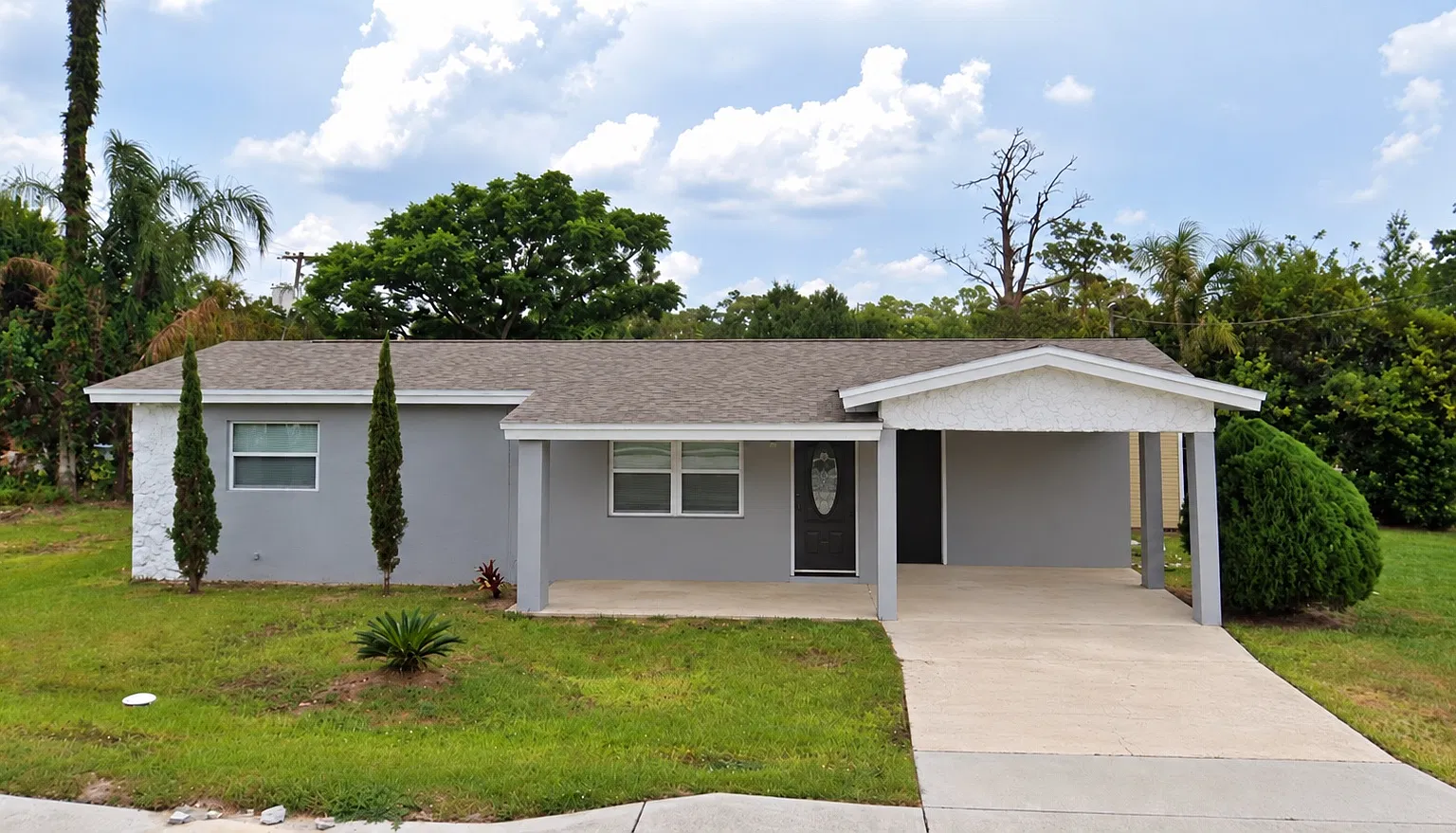 3760 Sebring Pkwy — Photo 1