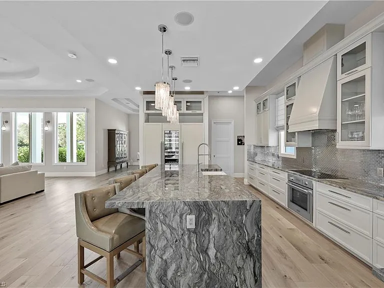 590 Carica Rd — Photo 18