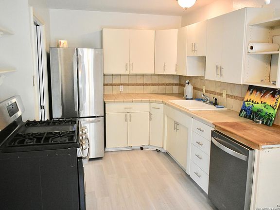 2nd image of 280 Emporia Blvd