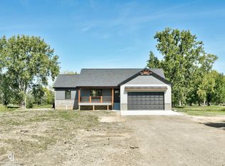 7910 Smiths Creek Rd, Goodells, MI 48027