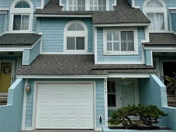 9548 Bay Front Dr, Norfolk, VA 23518