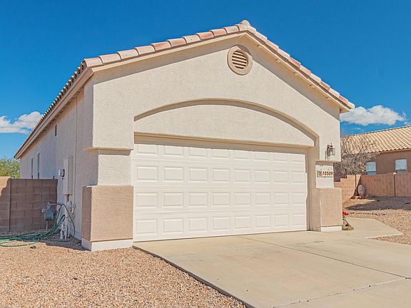 3rd image of 10509 E Bishop Ln