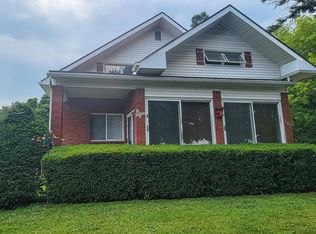 162 Lake St, Rouses Pt, NY 12979