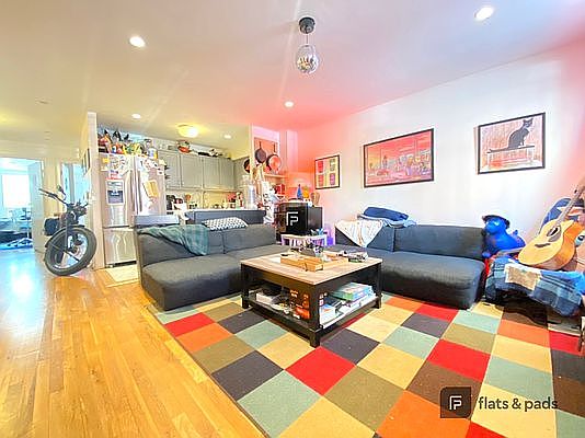 2nd image of 450 Carlton Ave #1