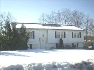 76 Monarch Dr, Newburgh, NY 12550