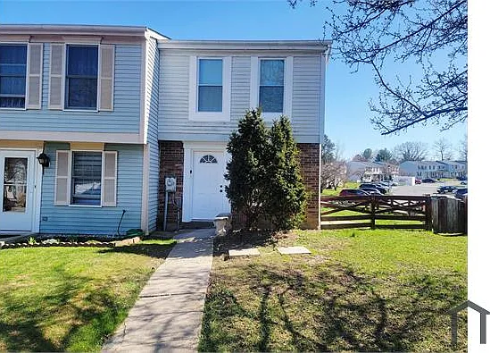 2 bed, 1134 sqft, $2,300 — Photo 1