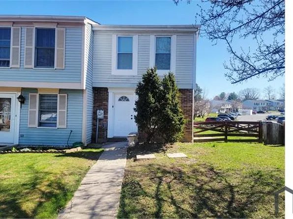 1 Glamis Garth, Baltimore, MD 21236