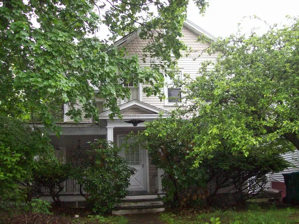 246 Washington St, East Stroudsburg, PA 18301