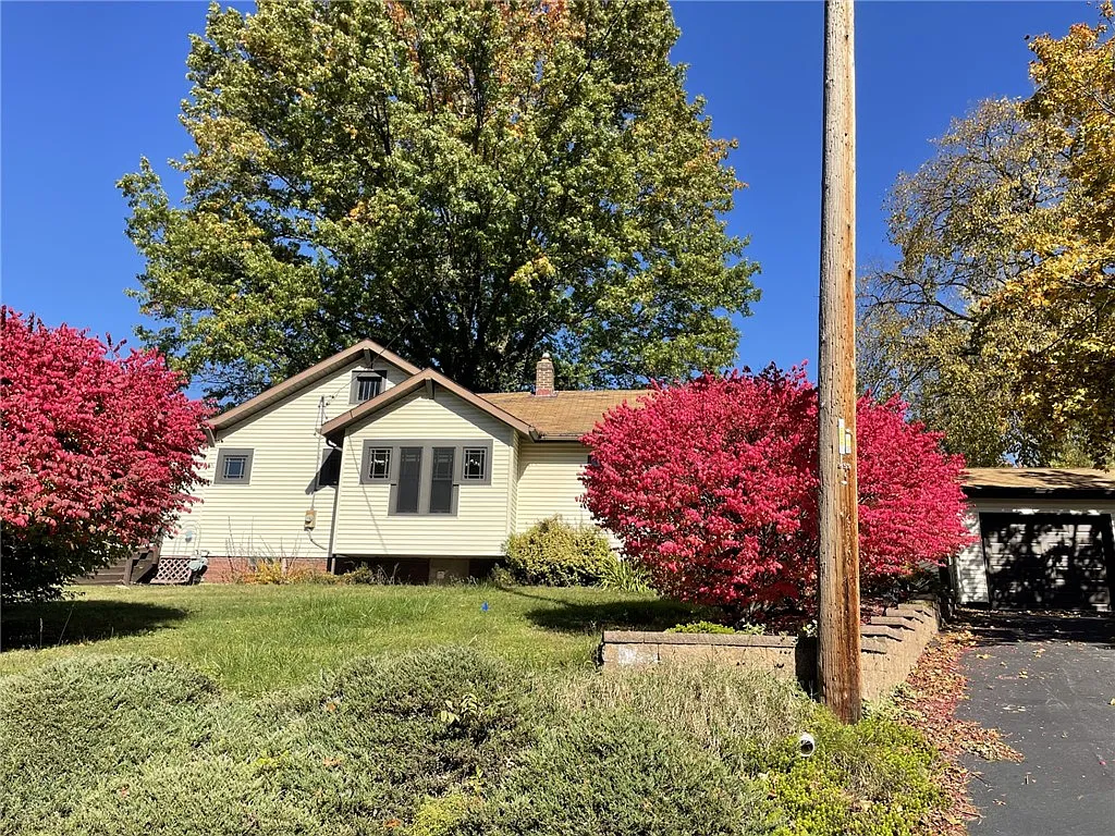 2804 Mercer Rd photo 1