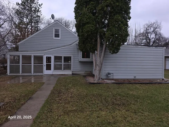 805 N Renville St, Winthrop, MN 55396