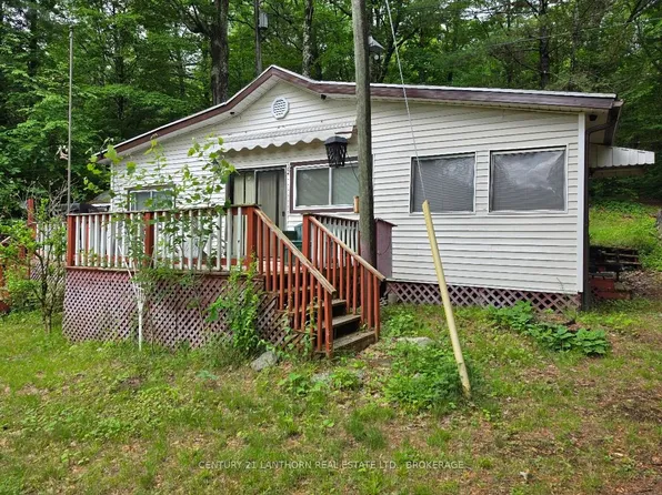 1039 Big Bay Dr, Central Frontenac, ON K0H 1B0