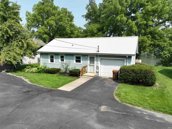 119 E Saint Marys Ave, Monticello, IN 47960