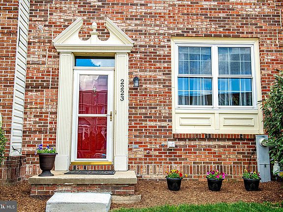 2nd image of 2223 Cantley Dr