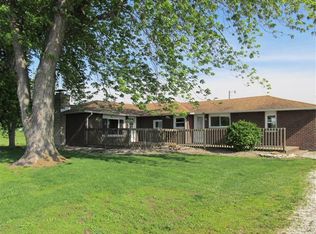 27886 Airport Rd, Godfrey, IL 62035