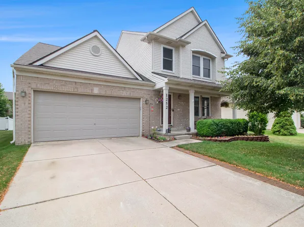 1252 Daisy Ln, Milan, MI 48160