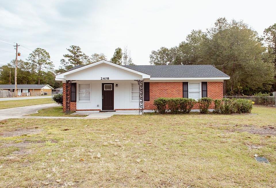 1st image of 2408 Eastover Dr
