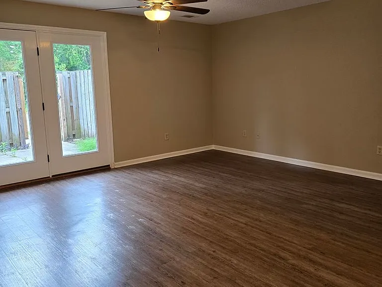 9814A Whitfield Avenue Ext — Photo 5