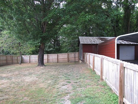 4th image of 1515 Westover Dr