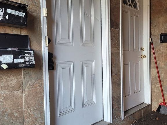 2nd image of 544 Franklin Ave Unit 2