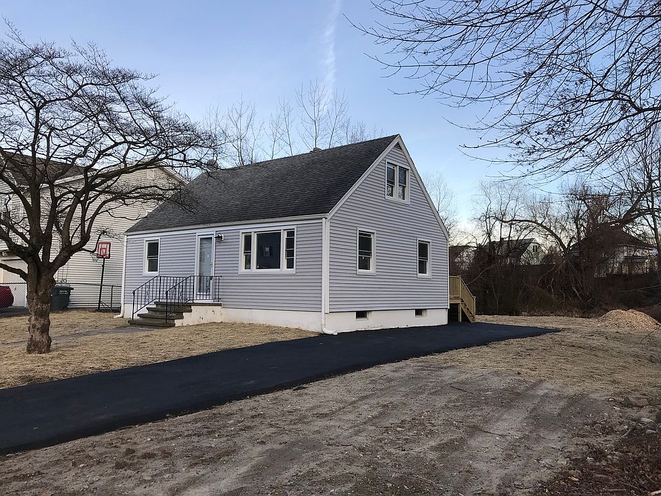 2nd image of 222 Horace St