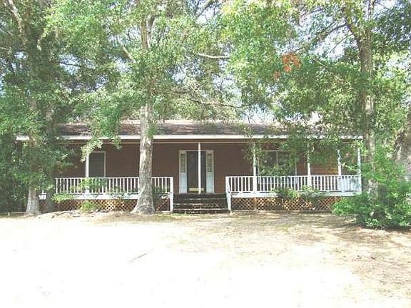 3rd image of 3306 E Oak Island Dr
