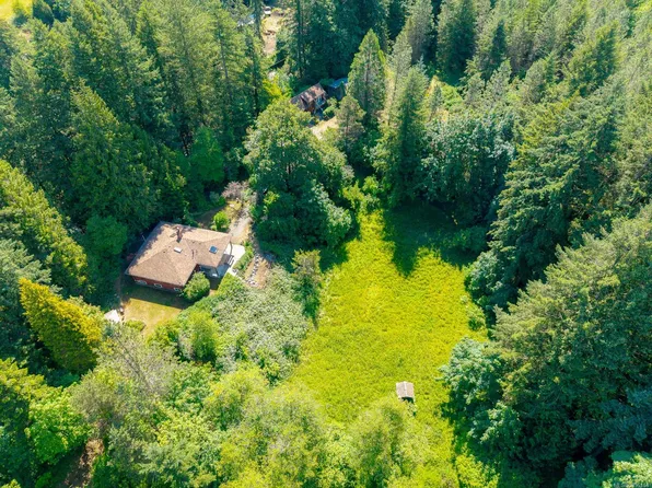 4386 Riverside Rd, Cowichan Valley, BC V9L 6M8