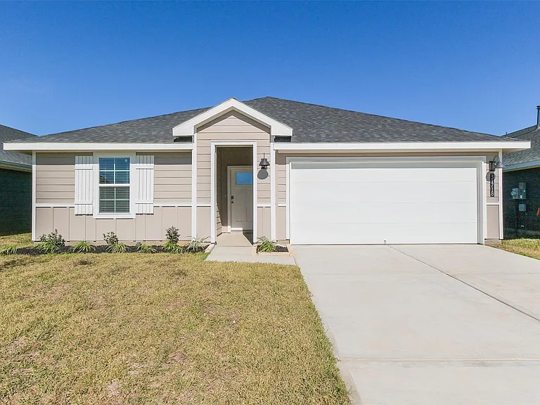 31718 Hallington Hill Ln — Photo 1