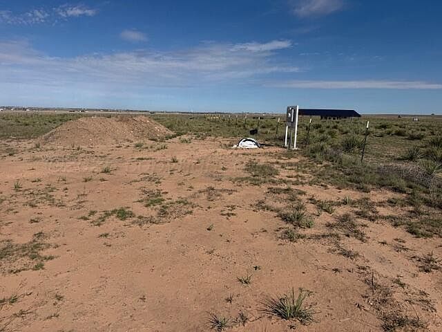2nd image of 3300 W Cemetery Rd